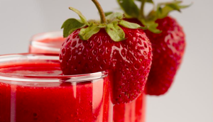 Bevanda alla fragola con Vitamina C